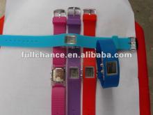 2012 New design chewing gum silicone watch