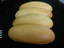 Hot dog roll