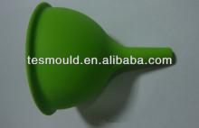 Medium silicone funnel