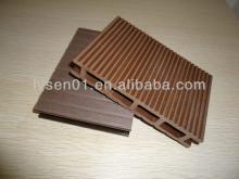 Barefoot friendly durable outdoor wood plastic composite wpc decking