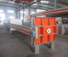 Alcoholic drink filter press