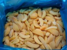 FROZEN SLICED YELLOW PEACHES