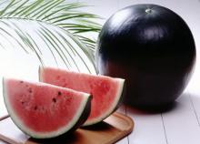 FRESH BLACK WATER MELON