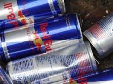 250ml R>E/D --- Bull Z ENERGY DRINKS, BLUE, RED AND SILVER
